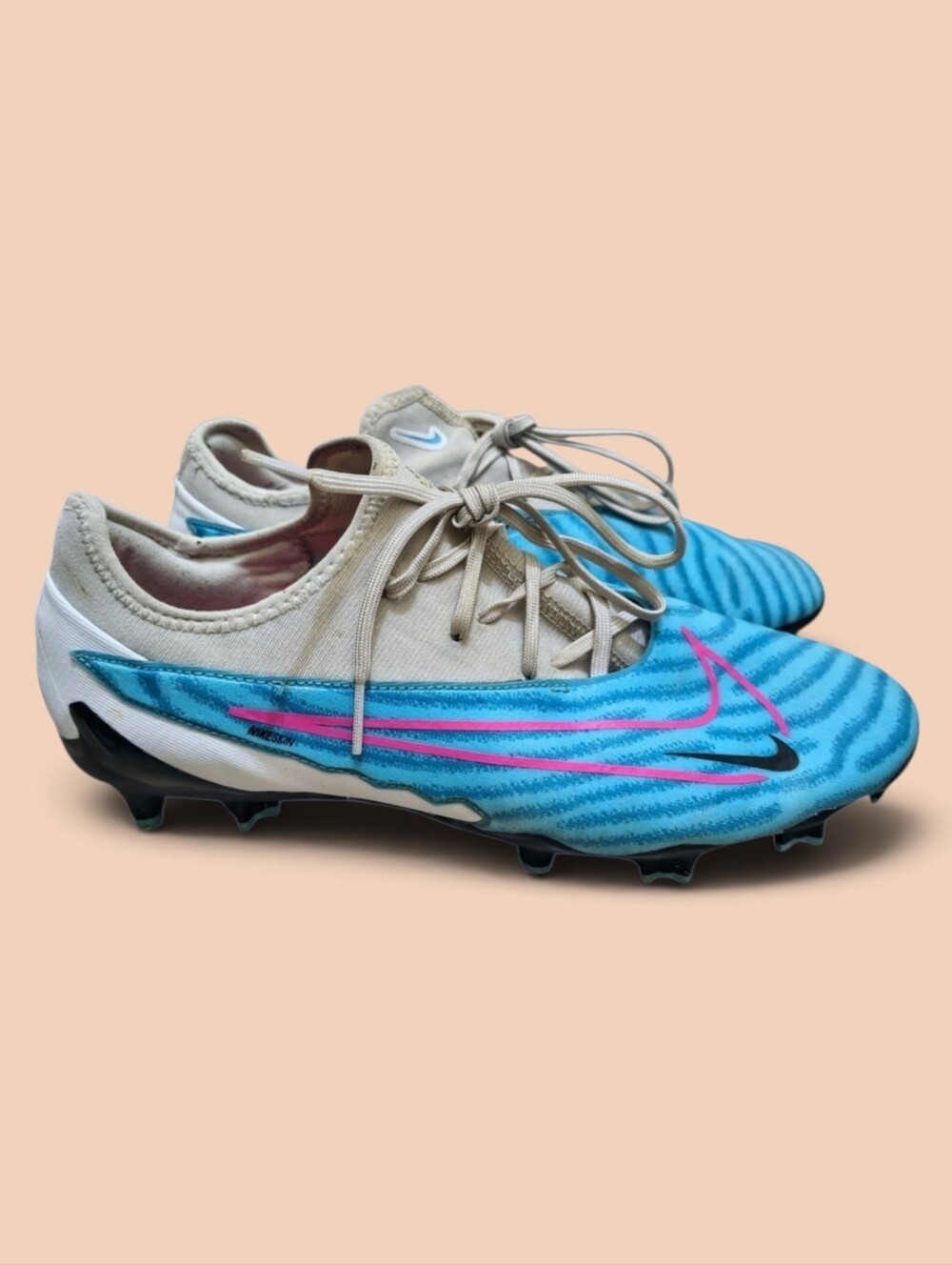 Nike Phantom GX Academy Blast Pack FG/MG Cleats Men’s 10 Women’s 11.5